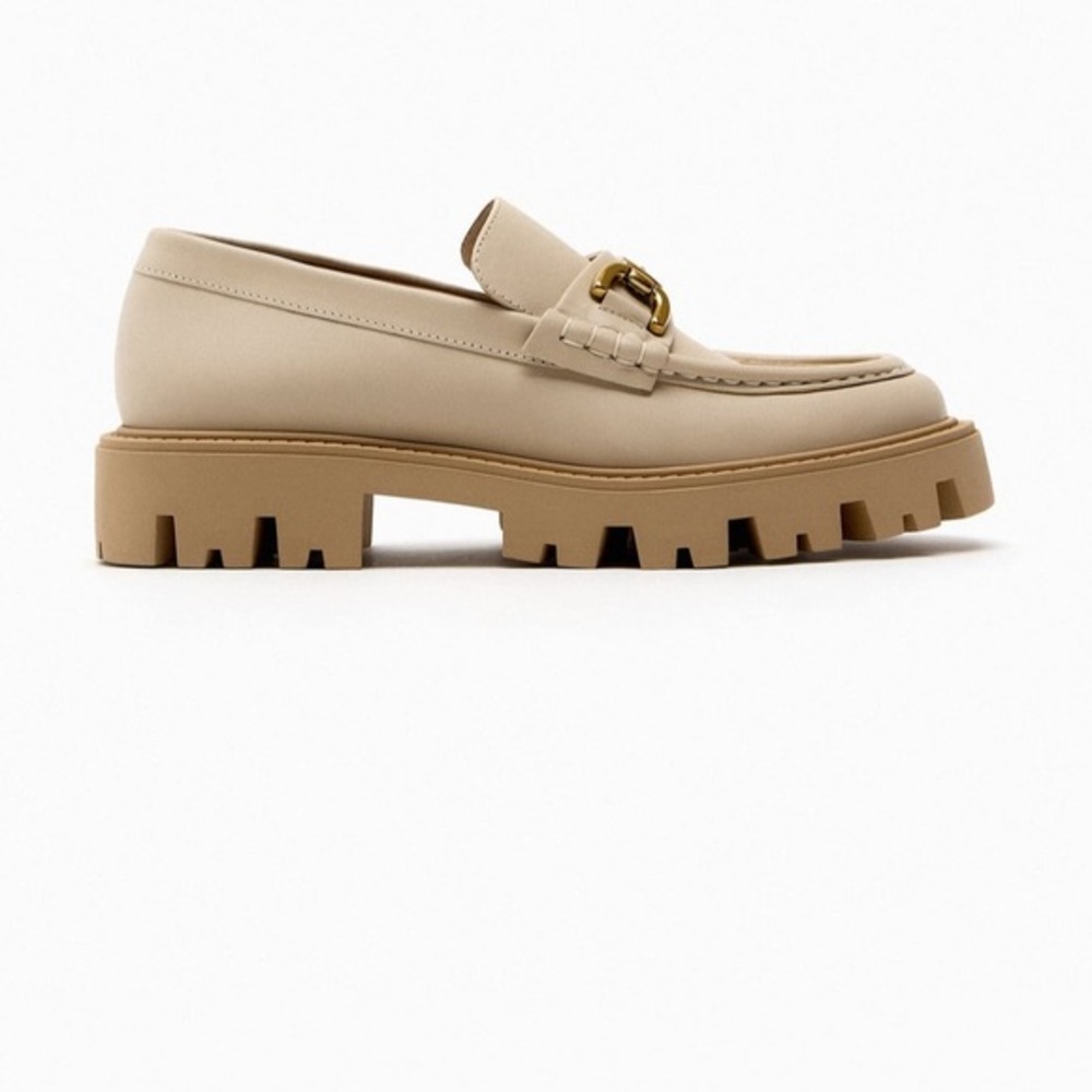 NEW Zara buckle leather lug sole loafer